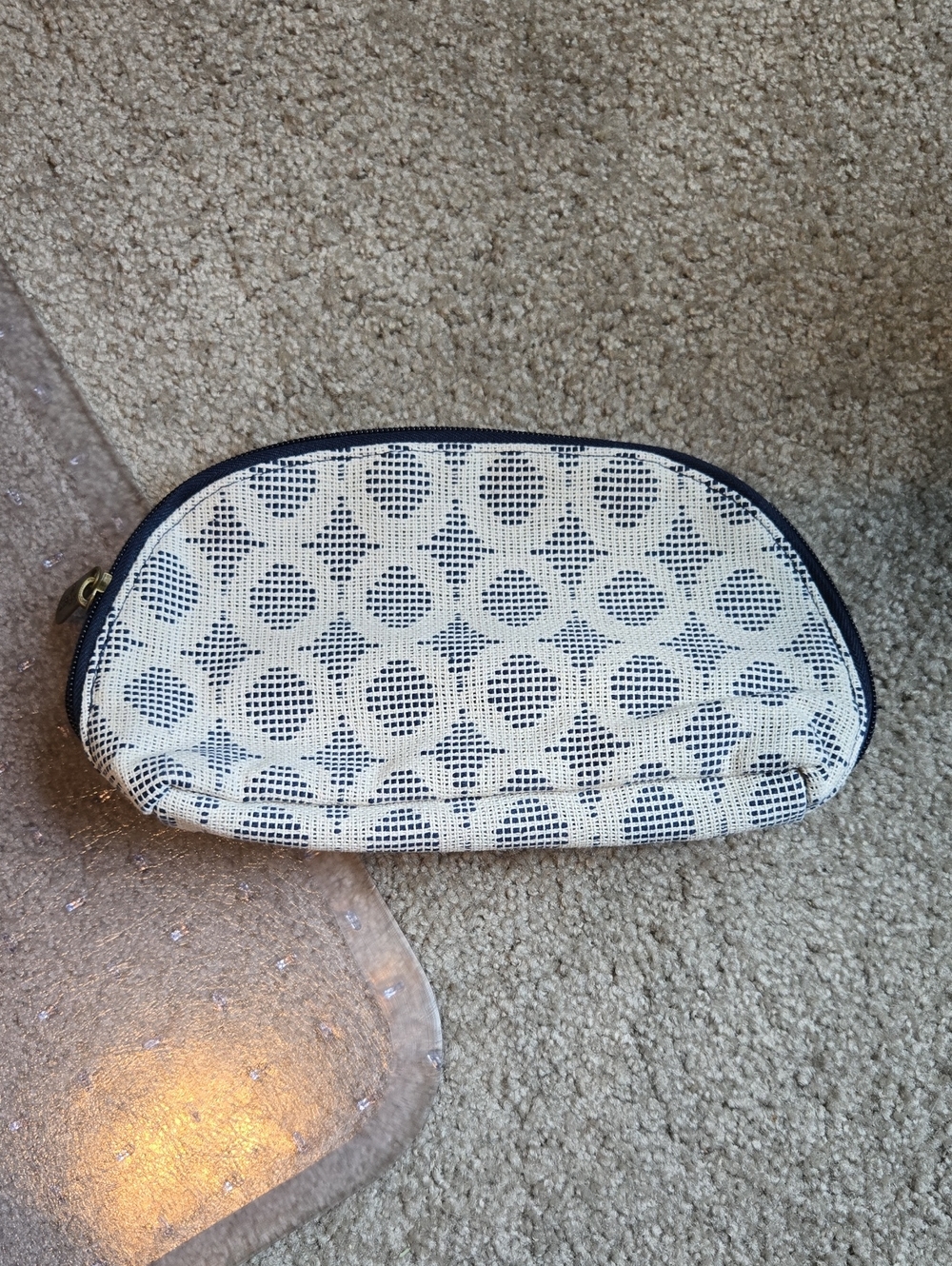 Thirty-One Half Moon Pouch Full Circle Weave